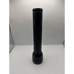 Maglite 2 x D Cell  Flashlight  Used good condition